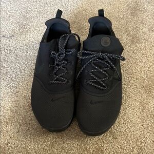 Nike Men's Black Sneakers